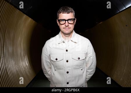 Niklas Almqvist (Nicholaus Arson), von der schwedischen Rockband The Hives, fotografiert in Stockholm, Schweden, am 09. August 2023. Foto: MICKAN Palmqvist/TT/Code 11576 Stockfoto