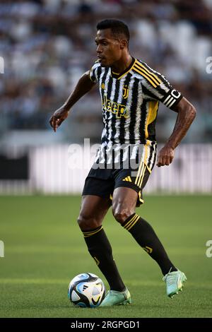 Alex Sandro vom FC Juventus in Aktion während des freundlichen Fußballspiels zwischen dem FC Juventus und dem nächsten Gen. Stockfoto