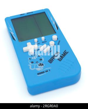 Blue Brick Game altmodische Handkonsole mit LCD-Bildschirm Stockfoto