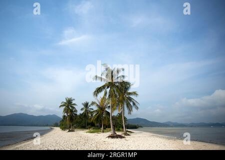 Blick auf einen wunderschönen paradiesischen Strand auf der Insel Ko Yao im Süden Thailands. Stockfoto