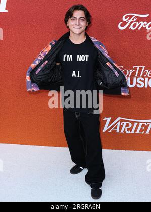 HOLLYWOOD, LOS ANGELES, KALIFORNIEN, USA - AUGUST 10: Armen Nahapetian trifft auf der Variety 2023 Power of Young Hollywood Celebration ein, die am 10. August 2023 im NeueHouse Los Angeles in Hollywood, Los Angeles, Kalifornien, USA stattfindet. (Foto von Xavier Collin/Image Press Agency) Stockfoto