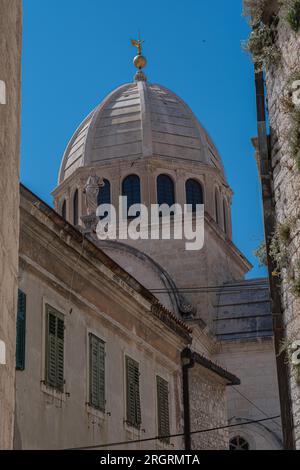 Die Altstadt von Sibennik in Dalmatien, Kroatien an der Adriaküste. Die Kathedrale von St. James. Stockfoto