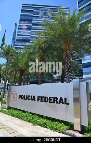 Brasilia, Brasilien. 11. Aug. 2023. Brasília, DF - 11.08.2023: SEDE da Polícia FEDERAL EM Brasília - Foto, Fassade des Hauptquartiers der Bundespolizei in Brasilia, wo der ehemalige Präsident Jair Bolsonaro, Mauro Cid und Silvinei Vasques aussagten. (Foto: Ton Molina/Fotoarena) Kredit: Foto Arena LTDA/Alamy Live News Stockfoto