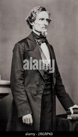 Vereinigte Staaten: c. 1859 Ein Porträt von Jefferson Davis, Präsident der Konföderierten Staaten von Amerika während des Amerikanischen Bürgerkriegs, vom bekannten Fotografen Mathew Brady. Stockfoto