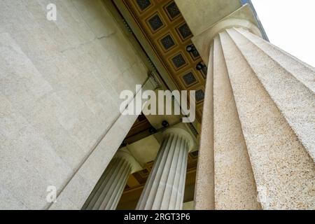 Nashville, Tennessee, USA. 8. Aug. 2023. Das Parthenon in Centennial Park, Nashville, Tennessee aus der Vogelperspektive (Kreditbild: © Walter G Arce SR Grindstone medi/ASP) NUR REDAKTIONELLE VERWENDUNG! Nicht für den kommerziellen GEBRAUCH! Stockfoto