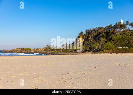 Yamba, australische Küstenstadt im Clarence Valley, Turners Beach und Yamba Leuchtturm, NSW, Australien, Wintertag 2023 Stockfoto