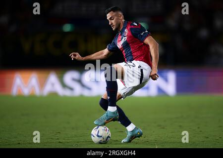 Charalampos Lykogiannis vom FC Bologna in Aktion während des Fußballspiels Coppa Italia Frecciarossa zwischen dem FC Bologna und dem FC Cesena. Stockfoto