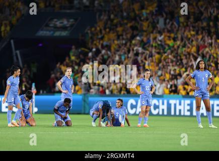 Brisbane, Australien. 12. Aug. 2023. Spieler aus Frankreich reagieren nach dem Viertelfinale zwischen Australien und Frankreich auf der FIFA Women's World Cup 2023 in Brisbane, Australien, am 12. August 2023. Kredit: Ding Ting/Xinhua/Alamy Live News Stockfoto