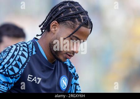 Jens-Lys Michel Cajuste, schwedischer Mittelfeldspieler von SSC Napoli, schaut beim Freundschaftsspiel SSC Napoli gegen Apollon FC. Stockfoto