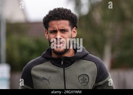 Bristol, Großbritannien. 12. Aug. 2023. Kyran Lofthouse #15 of Barnsley während des Sky Bet League 1 Spiels Bristol Rovers vs Barnsley im Memorial Stadium, Bristol, Großbritannien, 12. August 2023 (Foto von Mark Cosgrove/News Images) in Bristol, Großbritannien, am 8./12. August 2023. (Foto: Mark Cosgrove/News Images/Sipa USA) Guthaben: SIPA USA/Alamy Live News Stockfoto