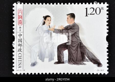 CHINA - CIRCA 2023: Eine in China gedruckte Briefmarke zeigt 2023-14 Tai Chi - Hände drücken, circa 2023 Stockfoto