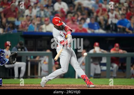 Kansas, USA. 11. Aug. 2023. 11. AUGUST 2023: St. Louis Cardinals Right Fielder Jordan Walker (18) fährt im Kauffman Stadium Kansas City, Missouri. Jon Robichaud/CSM. Kredit: Cal Sport Media/Alamy Live News Stockfoto