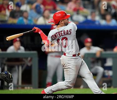 Kansas, USA. 11. Aug. 2023. 11. AUGUST 2023: St. Louis Cardinals Catcher Willson Contreras (40) startet einen Home Run im Kauffman Stadium Kansas City, Missouri. Jon Robichaud/CSM. Kredit: Cal Sport Media/Alamy Live News Stockfoto