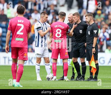 West Bromwich, Großbritannien. 12. Aug. 2023. *** Während des EFL Sky Bet Championship-Spiels zwischen West Bromwich Albion und Swansea City im Hawthorns, West Bromwich, England am 12. August 2023. Foto: Stuart Leggett. Nur redaktionelle Verwendung, Lizenz für kommerzielle Verwendung erforderlich. Keine Verwendung bei Wetten, Spielen oder Veröffentlichungen von Clubs/Ligen/Spielern. Kredit: UK Sports Pics Ltd/Alamy Live News Stockfoto