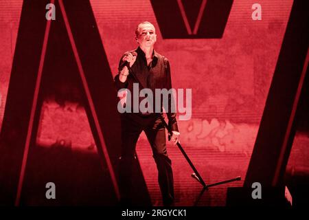 Oslo, Norwegen. 11. Aug. 2023. Die englische Band Depeche Mode führt ein Live-Konzert in der Telenor Arena in Oslo auf. Hier sehen Sie den Sänger und Songwriter Dave Gahan live auf der Bühne. (Foto: Gonzales Photo/Alamy Live News Stockfoto