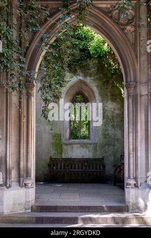 Alte Ruinen von St. Dunstan in der Ostkirche. Nach London Stockfoto