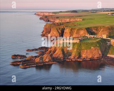 Winter auf Dunnottar Castle Stockfoto