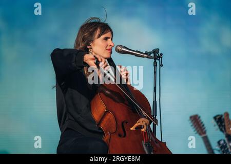 Newquay, Cornwall, Großbritannien. 11/08/2023. Musiker Ben Howard tritt live auf dem Boardmasters Festival 2023 in Newquay, Cornwall auf. Kredit: Sam Hardwick/Alamy. Stockfoto