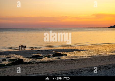 Sonnenuntergang vor den Toren der Halbinsel Quiberon entlang der wunderschönen Atlantikküste - Bretagne - Frankreich Stockfoto