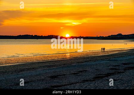 Sonnenuntergang vor den Toren der Halbinsel Quiberon entlang der wunderschönen Atlantikküste - Bretagne - Frankreich Stockfoto