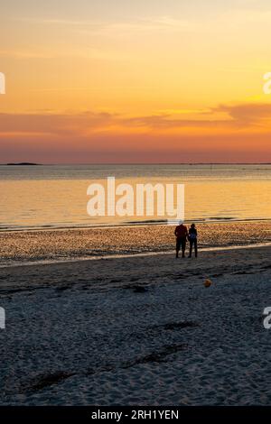 Sonnenuntergang vor den Toren der Halbinsel Quiberon entlang der wunderschönen Atlantikküste - Bretagne - Frankreich Stockfoto