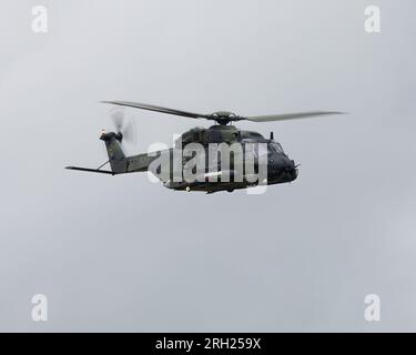 Ein deutscher Air Force Airbus Helicopters NH90 Helikopter auf dem Royal International Air Tattoo 2023 Stockfoto