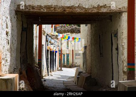 Lo Manthang, Nepal - 23. Juli 2023 : Ein Blick in das von Mauern umgebene Königreich Lo in Obermustang Stockfoto