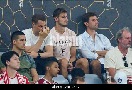 München, Deutschland. 12. Aug. 2023. Manuel NEUER, Torwart FCB 1 Josip STANICIC, FCB 44 Thomas MUELLER, MÜLLER, FCB 25 in Aktion im SuperCup 2023-Finalspiel FC BAYERN MÜNCHEN – RB LEIPZIG 0-3 am 12. August 2023 in München. Staffel 2023/2024, 1. Bundesliga, FCB, München Kredit: Peter Schatz/Alamy Live News Kredit: Peter Schatz/Alamy Live News Stockfoto