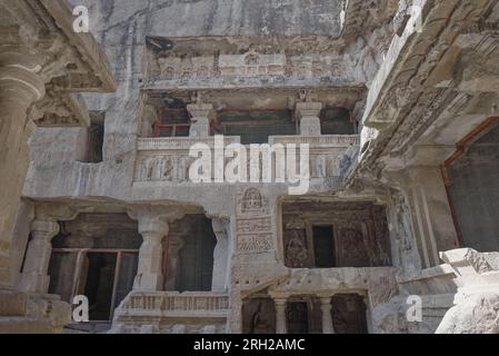 Details der Ellora-Höhlen sind spektakuläre Felsenhöhlen in Indien und befinden sich unter dem UNSECO-Weltkulturerbe Stockfoto