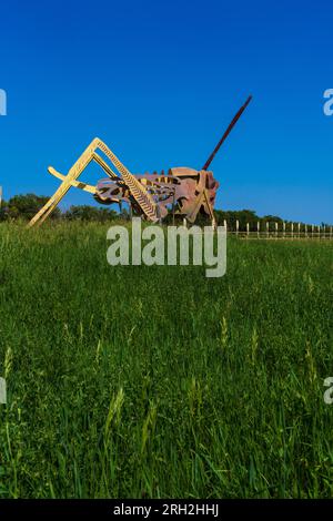 Grashüpfer in der Feldskulptur am Enchanted Highway in North Dakota Stockfoto
