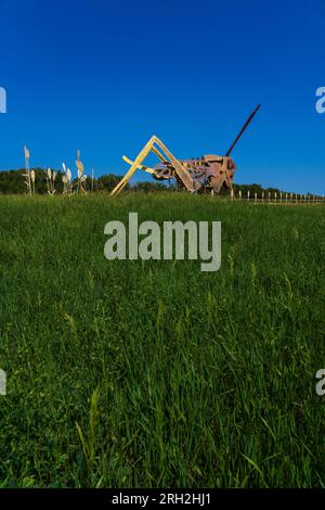 Grashüpfer in der Feldskulptur am Enchanted Highway in North Dakota Stockfoto