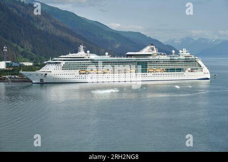 Blick auf die königliche Karibik, Brilliance of the Seas Kreuzfahrtschiff in Juneau, Alaska Stockfoto