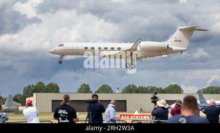 Gulfstream G550, bei der letzten Landung auf RAF Fairford, um an der Royal International Air Tattoo 2023 teilzunehmen. Stockfoto