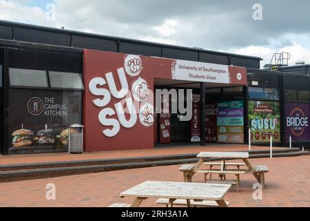 Southampton, Großbritannien - 6. August 2023:- das Studentengewerkschaftsgebäude der University of Southampton Stockfoto