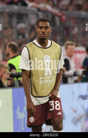 MÜNCHEN, Deutschland. , . 38 bereitet sich Ryan Gravenberch auf das Supercup-Fußballspiel zwischen dem FC Bayern München und RB LEIPZIG in der Allianz Arena in München auf 12 vor. AUGUSTR 2023, Deutschland. DFL, Fussball, 0:3 (Foto und Copyright @ ATP images/Arthur THILL (THILL Arthur/ATP/SPP) Kredit: SPP Sport Press Photo. Alamy Live News Stockfoto