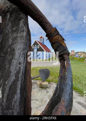 Westgrönland, Gemeinde Qeqqata, Sisimiut. Sisimiut Museum alias Sisimiut Katersugaasiviat. Blue Bethel Church (Bethlkirken). Stockfoto