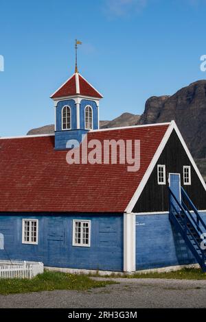 Westgrönland, Gemeinde Qeqqata, Sisimiut. Sisimiut Museum alias Sisimiut Katersugaasiviat. Blue Bethel Church (Bethlkirken). Stockfoto