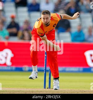 Edgbaston, Birmingham, Großbritannien. 13. Aug. 2023. The 100 Mens Cricket, Birmingham Phoenix gegen Oval Invincibles; Chris Woakes von Birmingham Phoenix Credit: Action Plus Sports/Alamy Live News Stockfoto