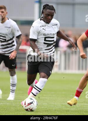 Jeremy Doku von Stade Rennais während der Amical 2023 zwischen Stade Rennais und Stade Brestois am 26. Juli 2023 im Stade du Clos Gastel in Dinan Lehon, Frankreich - Foto Laurent Lairys / PANORAMA Stockfoto