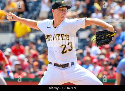 Pittsburgh, Usa. 13. Aug. 2023. Pittsburgh Pirates Rechtshänder Pitcher Mitch Keller (23) tritt gegen die Cincinnati Reds im PNC Park am Sonntag, den 13. August 2023 in Pittsburgh an. Foto: Archie Carpenter/UPI Credit: UPI/Alamy Live News Stockfoto