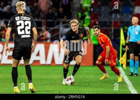 Bukarest, Rumänien. 10., 2023. August. Martin Frese (5) vom FC Nordsjaelland während des Qualifikationsspiels der UEFA Conference League zwischen FCSB und FC Nordsjaelland im Stadionul Steaua in Bukarest. (Foto: Gonzales Photo - Dejan Obretkovic). Stockfoto