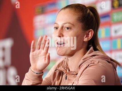 Englands Keira Walsh während der Pressekonferenz im Clan, Terrigal, Australien. Foto: Montag, 14. August 2023. Stockfoto