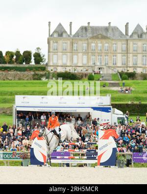 Le Pin Au Haras, Frankreich. 13. Aug. 2023. Andrew HEFFERNAN aus den Niederlanden mit Gideon während des ShowJumping bei der FEI Eventing Europameisterschaft am 13. August 2023, Haras du Pin, Frankreich (Foto von Maxime David/MXIMD Pictures - mximd.com) Kredit: MXIMD Pictures/Alamy Live News Stockfoto