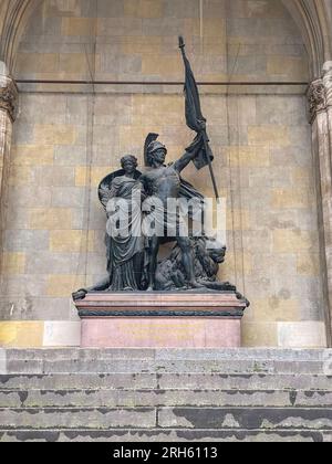 Statue zum Gedenken an den Deutsch-Französischen Krieg in der Feldherrnhalle Stockfoto