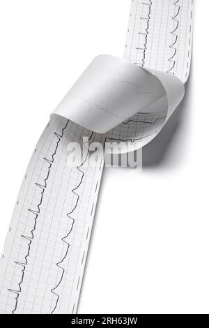 Regelmäßiger Ausdruck von Elektrokardiogramm, ekg und Nahaufnahme auf weißem Hintergrund Stockfoto