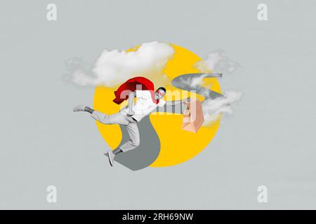 Fotografien Illustration Collage eines lustigen jungen fliegenden Superman Shopping Day Werbespot Express-Lieferpaket isoliert auf grauem Hintergrund Stockfoto