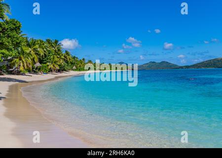 Nacula; Fidschi: 25. Juni; 2023: Touristen in der Nacula Bay oder Blaue Lagune auf Nacula Island, Yasawa Island Gruppe auf Fidschi Stockfoto