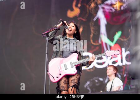 San Francisco, Usa. 13. Aug. 2023. Beabadoobee tritt am 3. Tag des Outside Lands Music Festivals am Sonntag, den 13. August 2023 in San Francisco, Kalifornien, auf. Foto: Annie Lesser/imageSPACE/Sipa USA Kredit: SIPA USA/Alamy Live News Stockfoto