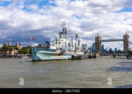 HMS Belfast, River Thames London, erbaut für die Royal Navy, Start am 17. März 1938, stillgelegt am 24. August 1963, Museumsschiff seit 21. Oktober 1971 Stockfoto