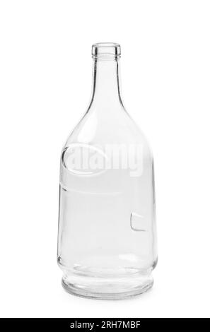 Eine leere Flasche für alkoholische Getränke aus durchsichtigem Glas mit einer wunderschönen ungewöhnlichen Form, isoliert auf weißem Hintergrund. Flasche für Cognac, Whi Stockfoto